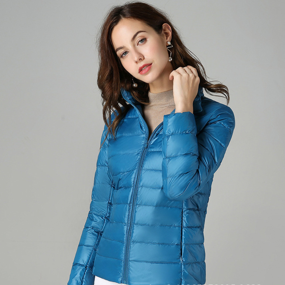 Andyla | New ultra-lightweight water-repellent jacket
