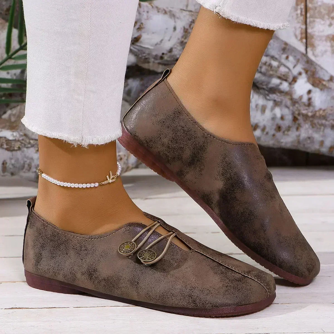 Tavri | Women’s Orthopedic Suede Lodge Shoes