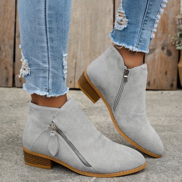 Rosira | Timeless Vintage Boots
